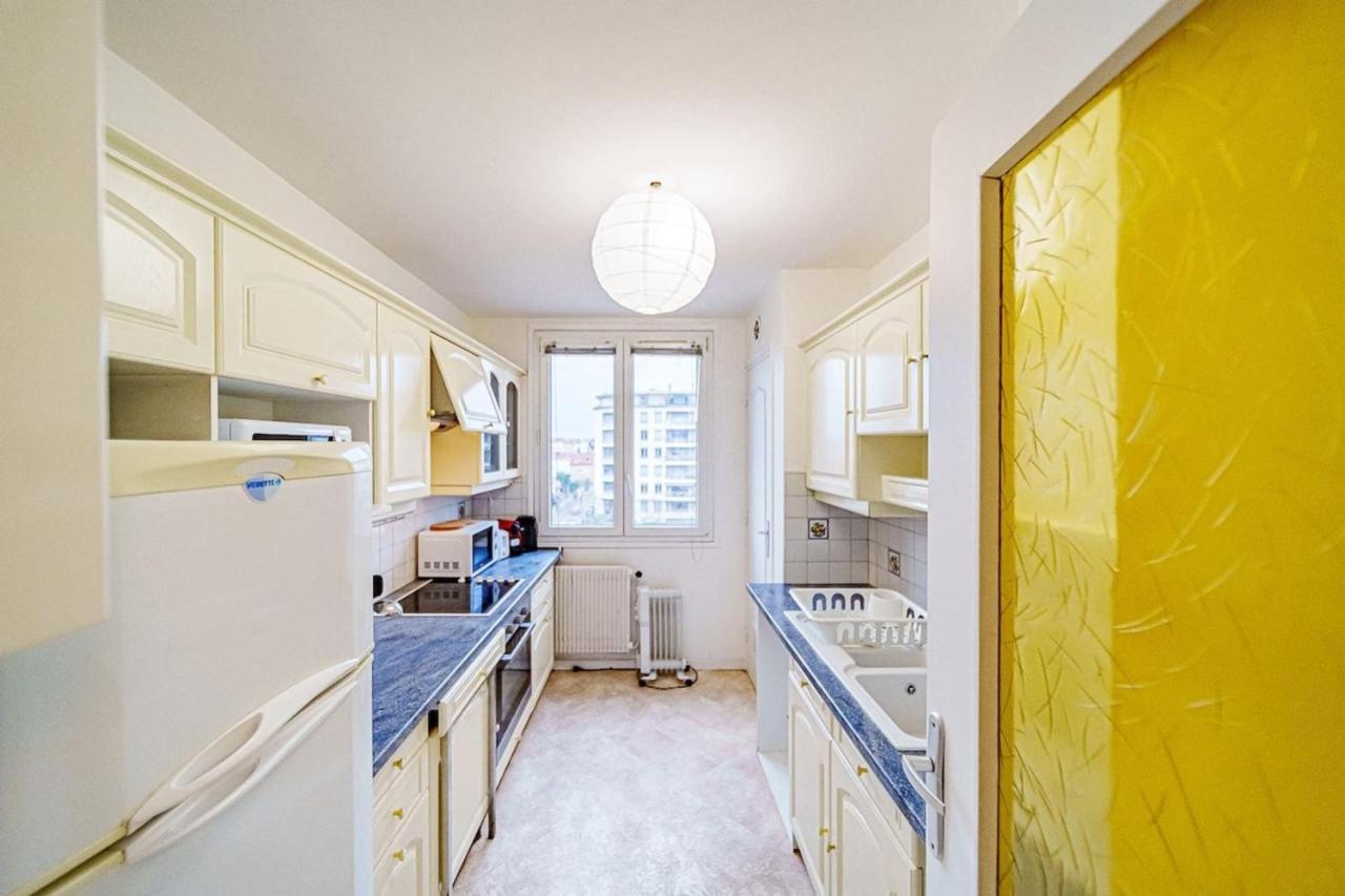The Billon-Spacious 8 People Balcony-Metro Gratte Ciel Villeurbanne Extérieur photo