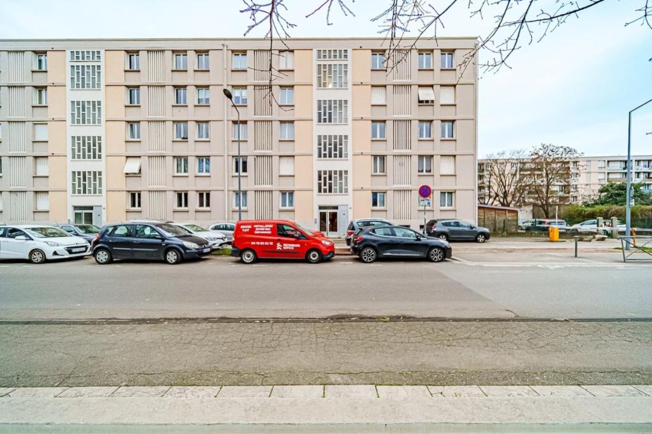 The Billon-Spacious 8 People Balcony-Metro Gratte Ciel Villeurbanne Extérieur photo